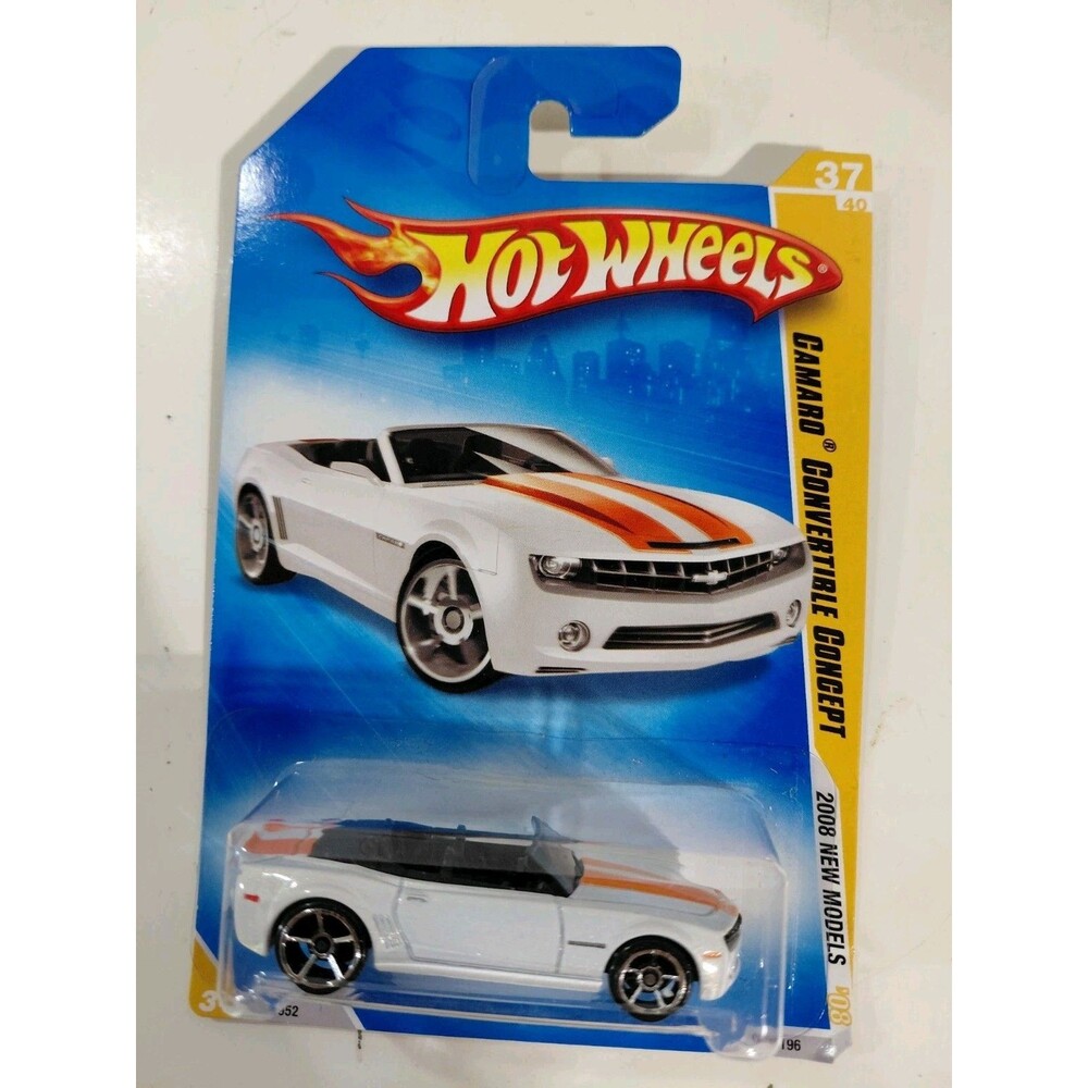 NIP Hot Wheels 2008 New Model 1:64 Die Cast Chevrolet Camaro Convertible Concept
